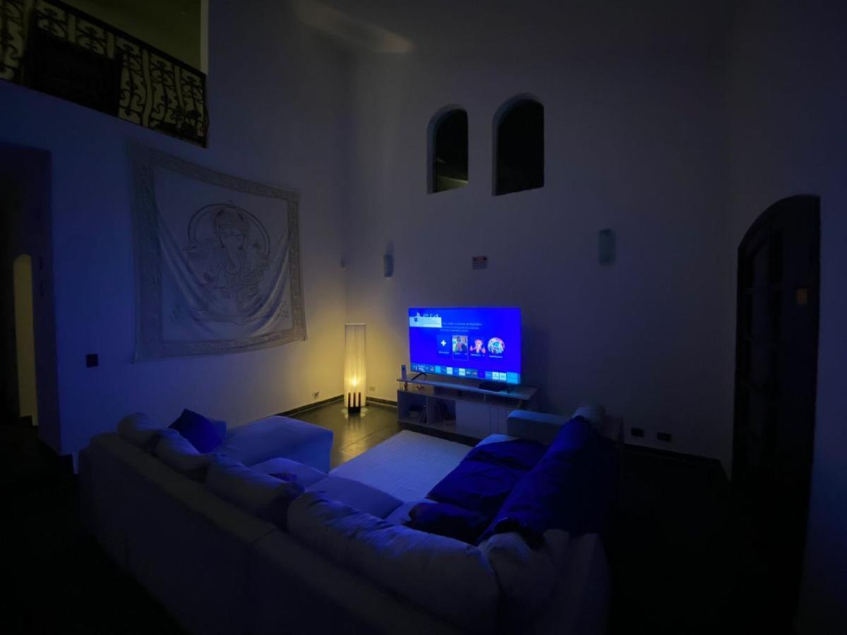 Guest House Namaste Hostel グァルジャー エクステリア 写真